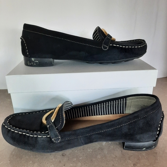 Anne Klein I FLEX Loafers Leather Black Gold Accent Logo Quiet Luxury Size 10.5 - Picture 2 of 16